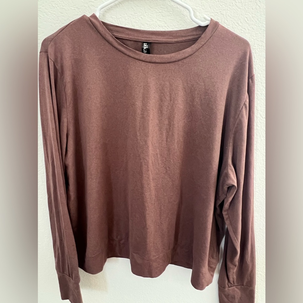 Long sleeve light burgundy shirt